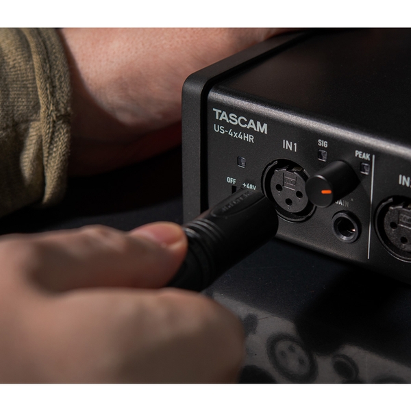 Soundcard Thu Âm Tascam US 4x4HR