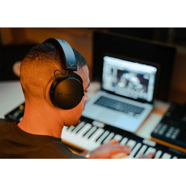 Tai Nghe Kiểm Âm Beyerdynamic DT 700 Pro X