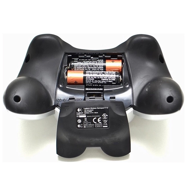 Tay cầm game Logitech F710