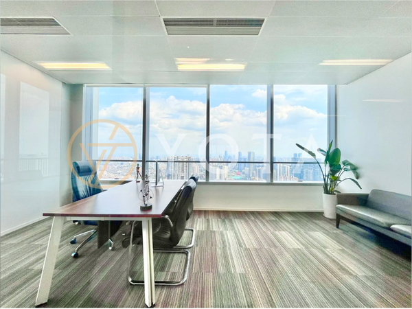 Tìm Hiểu Bàn Giám Đốc Chân Sắt Đôi Trong Bộ Sưu Tập Mới Nhất Từ Nội Thất YOTA