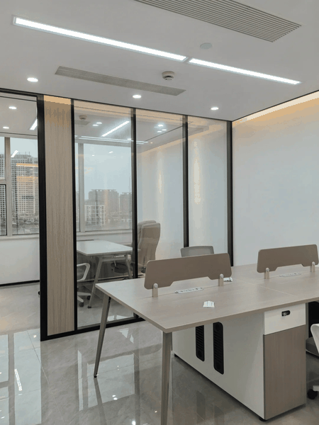 So Sánh Các Loại Đèn Văn Phòng: Đèn Bàn, Đèn Trần Và Đèn LED Âm Trần