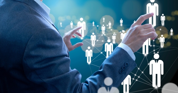 Tìm Hiểu Các Nhiệm Vụ Chính Của Giám Đốc Nhân Sự (CHRO)