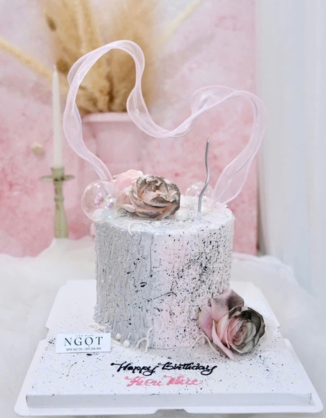 Dải ruybang có kèm đèn -HỒNG (KT 5.5cm x 85cm).