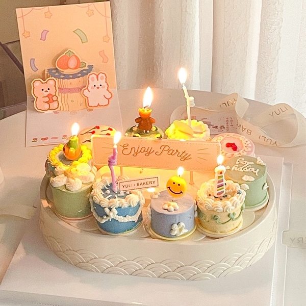 Vòng quay (trưng bày bánh) kt 31x21x12cm xả kho.