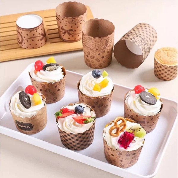 Set 50 cốc cupcake -NÂU (kt 7x5.5x6cm) (hoạ tiết bánh).