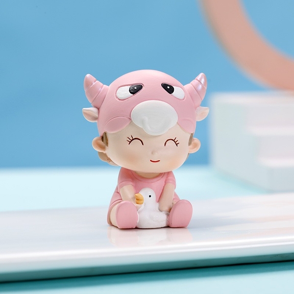 Em bé TRÂU SỨ (MẪU MỚI)-HỒNG.