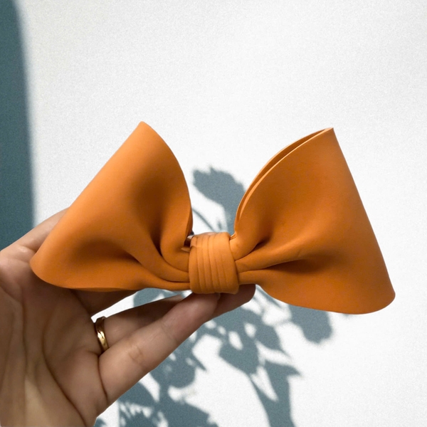 Nơ đất nặn Chiều dài 12,5cm cao 7cm-CAM ĐẤT.