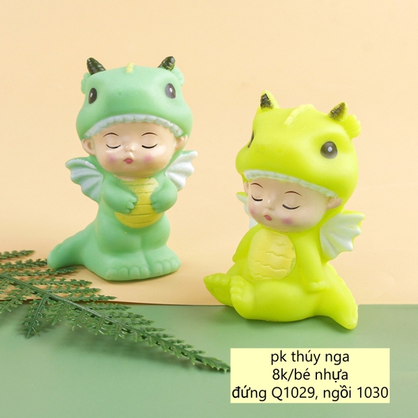TUONG-Bé khủng long nhựa (ngồi).X33