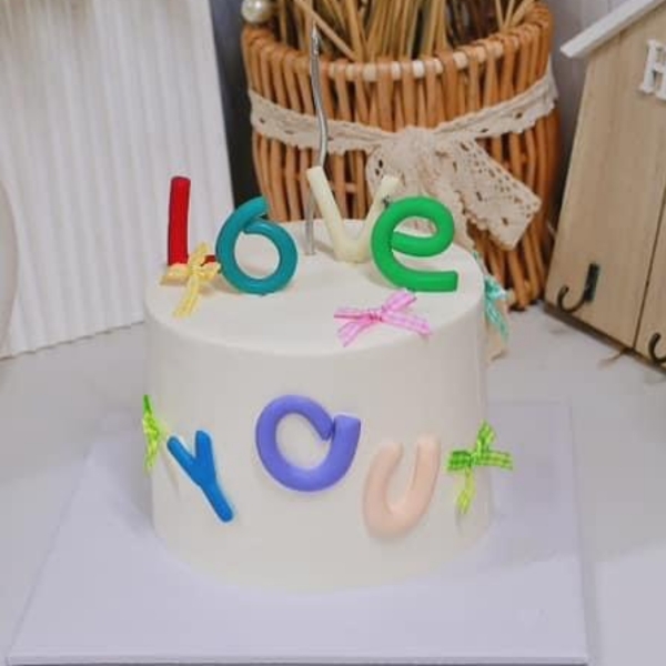 Chữ silicon - love you sắc màu cao 3.8cm.
