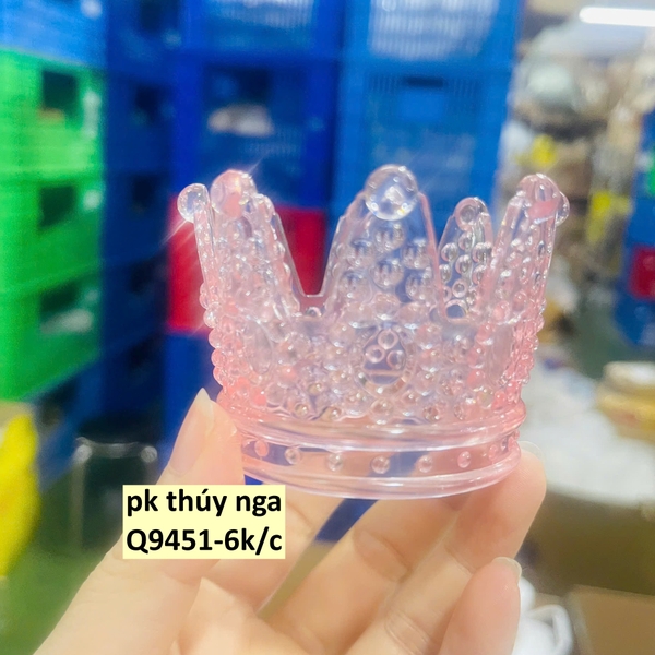 Vương miện trong suốt size nhỏ (5.8x5.5x7.5cm)-HỒNG.