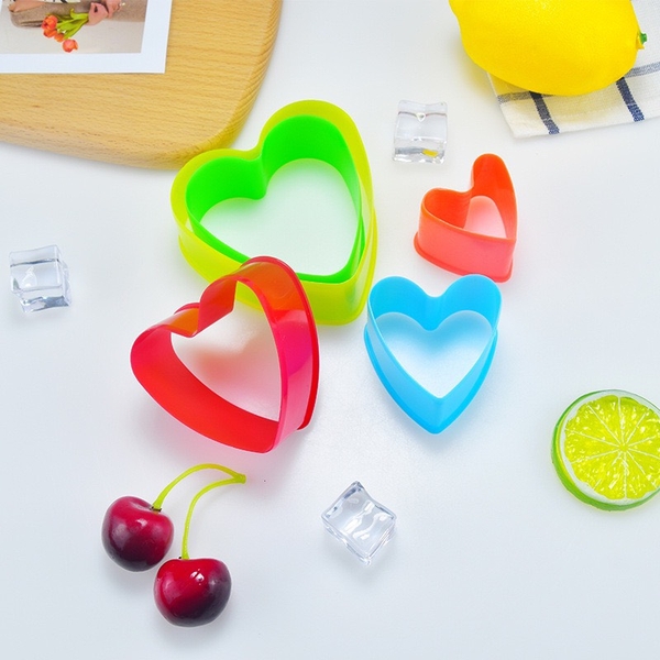 Set khuôn nhấn 4 chi tiết hình TRÁI TIM.