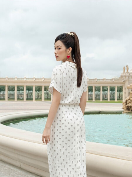 Đầm tay ngắn, Dáng thắt eo 25SDKE186F