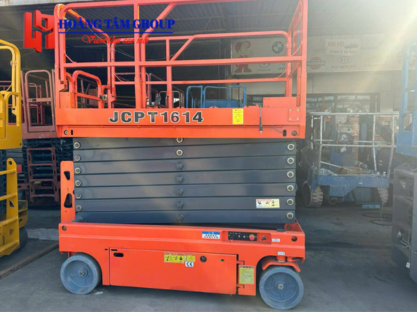 Xe Nâng Người Cắt Kéo GORLY JCPT1614HD- Mới 100% - Chiều Cao Làm Việc 16m - Đời 2024