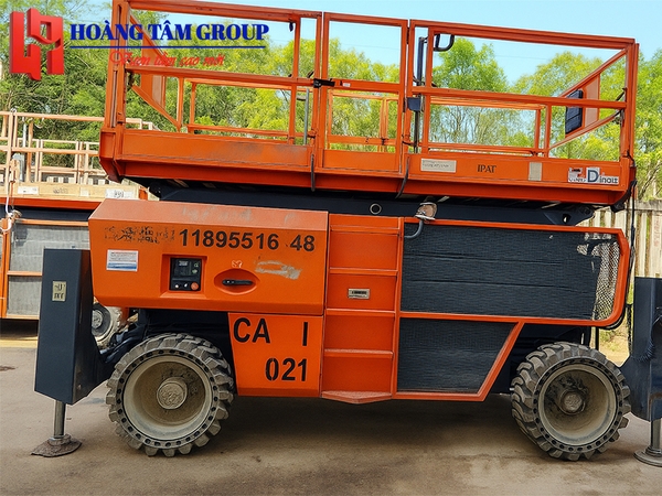 Xe Nâng Người Cắt Kéo Dingli JCPT1823RT - Chiều Cao Làm Việc 18m - Đời 2019