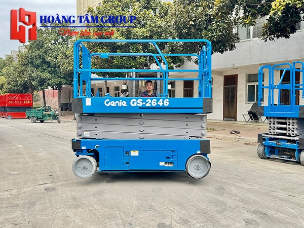 Xe Nâng Người Cắt Kéo Genie GS-2646 - Chiều Cao Làm Việc 10m - Đời 2017