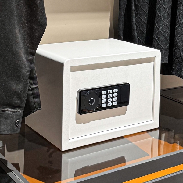 Két Sắt Mini CRMCR 25LN – Nhỏ Mà Đẹp