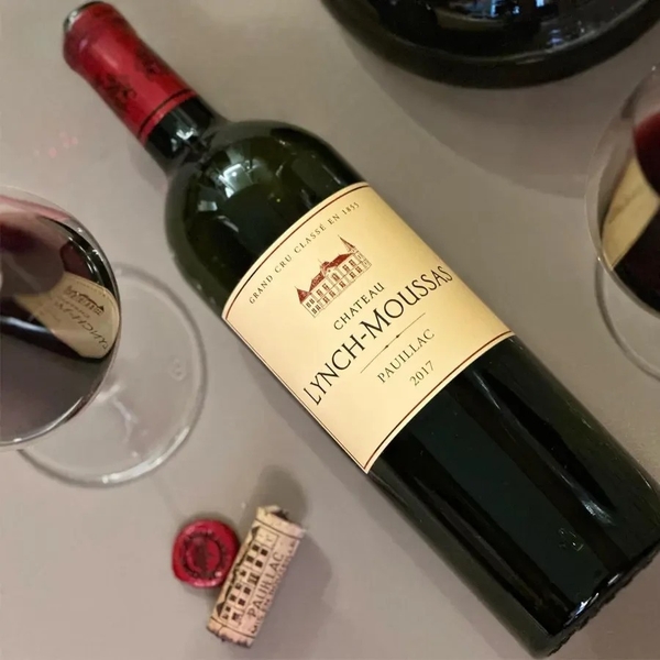  Chateau Lynch Moussas  