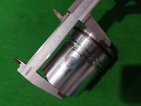 PISTON 6D102/4D102 HÃNG CLEVIT NỔ 51