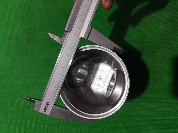 PISTON 4D105-1 nổ tròn đỉnh nhọn H120 IZUMI-DL