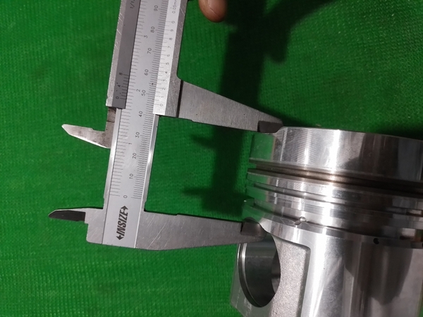 PISTON S6D105 ALLIED