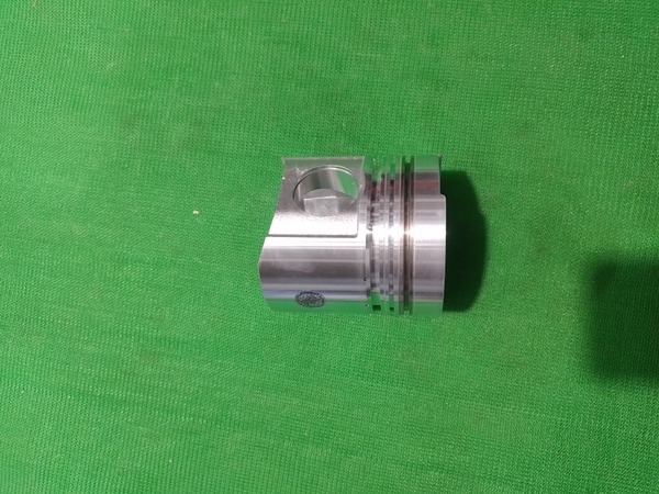 PISTON S6D105 HÃNG CLEVIT