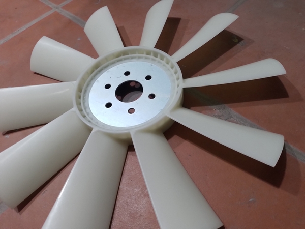 CÁNH QUẠT 4D95 PC75 CÁNH CẢI TIẾN 10C*520 6L*88 - BM