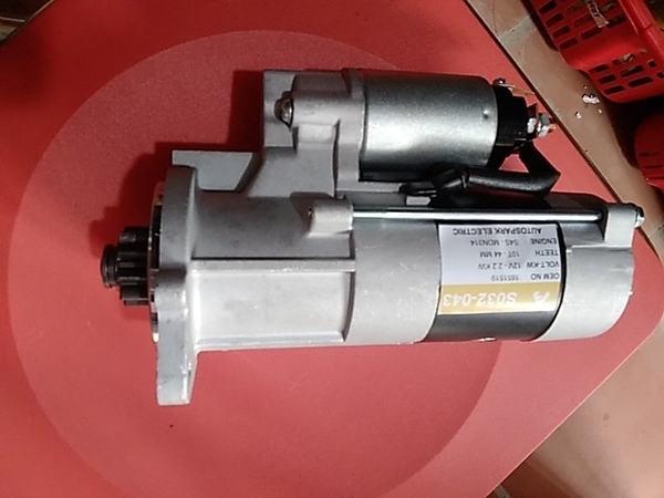 MÁY ĐỀ XE NÂNG  S4S 10R*2T-K MÕM, TÂM 115, D RĂNG 38  MDN314 -JPC TỐT