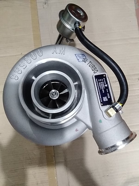 TUR BO  PC200-7 220-7 HX35W CÓ ĐIỀU TỐC CỔ LOE ĐẾ(45*86) CỔ HÚT(54*74) CỔ GIÓ(50*102) SL