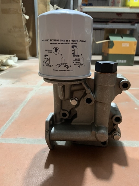 BƠM NHỚT 6D31 (Old)- TP ISUZU ĐỜI CÓ CHỖ BẮT CỐC LỌC)
