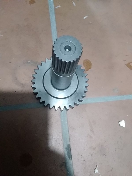 TRỤC LÁP (BR GIỮA) DCTM SH200 31R*22T*L164 ABG