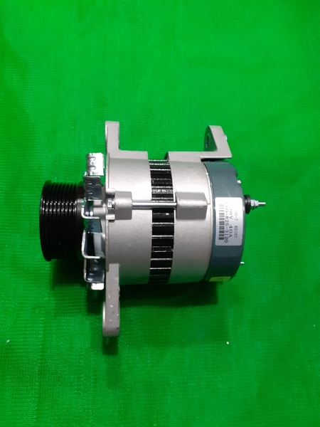 MÁY PHÁT PC300-7 6D114 8 rãnh*2tai cân tâm 200*háng 102 AMKS