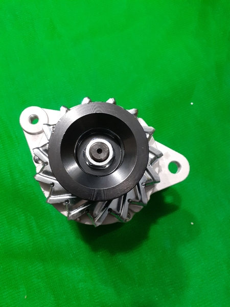 MÁY PHÁT PC200-1/2/3 6D105 D31-17 2 RÃNH*2 tai lệch tâm 172*háng 70 40A - JPC