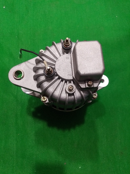 MÁY PHÁT 4D120 2 RÃNH*2TAI CÂN TÂM 192* HÁNG 70*24V KST-