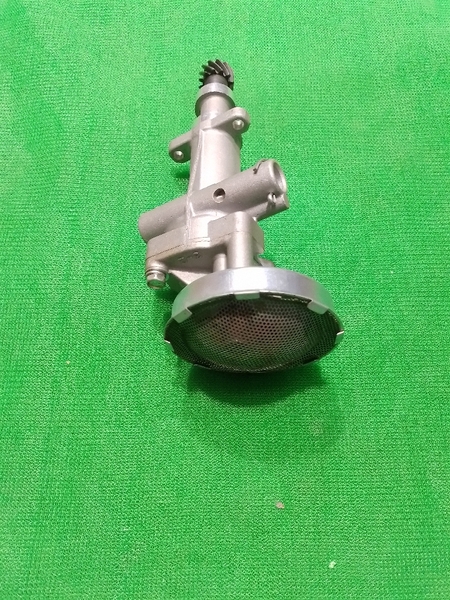 BƠM NHỚT 4BD1 4BG1 CÓ CỐC LƯỚI