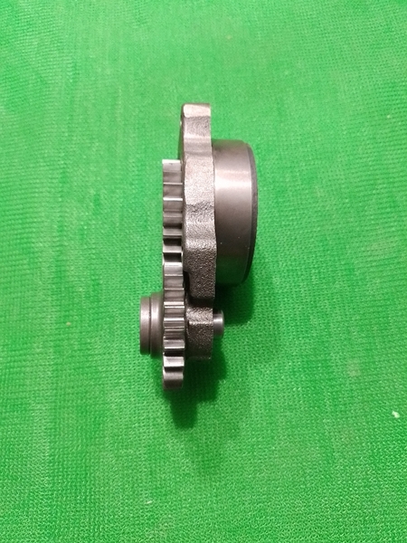 BƠM NHỚT 6D107 BR THẲNG - TPSUZU