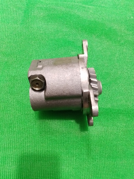BƠM NHỚT 6D125-2 IZUMI N ( BR LỒI) BH PC450-6