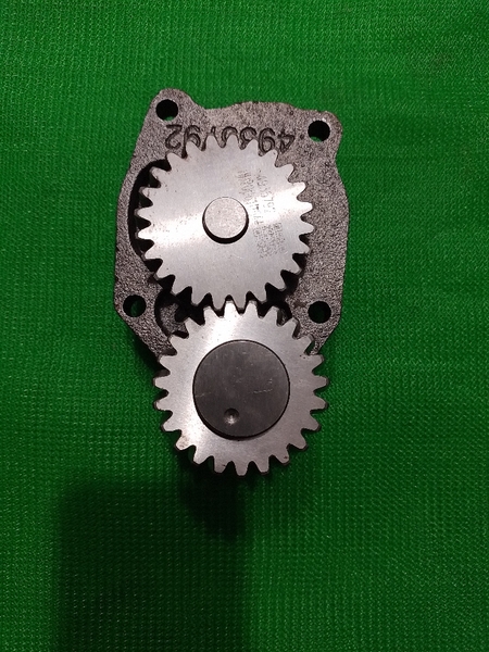BƠM NHỚT 6D114/6CT8.3 KIM CƠ NHỎ IZUMI