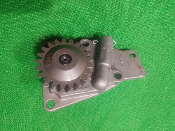 BƠM NHỚT 6D95 H32 PC200-5 PD