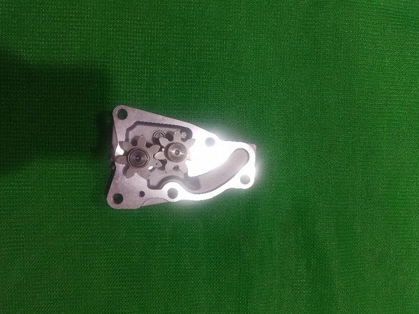 BƠM NHỚT 6D95/4D95 H21- TPIZUMI- BH