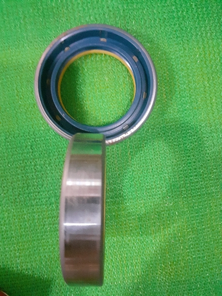 PHỚT LÁP TRƯỚC TRONG (PW130-6/PW150-6) : 42*62*14  COTERCO N