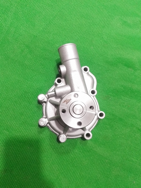 BƠM NƯỚC XE NÂNG S4S  TPSUZU