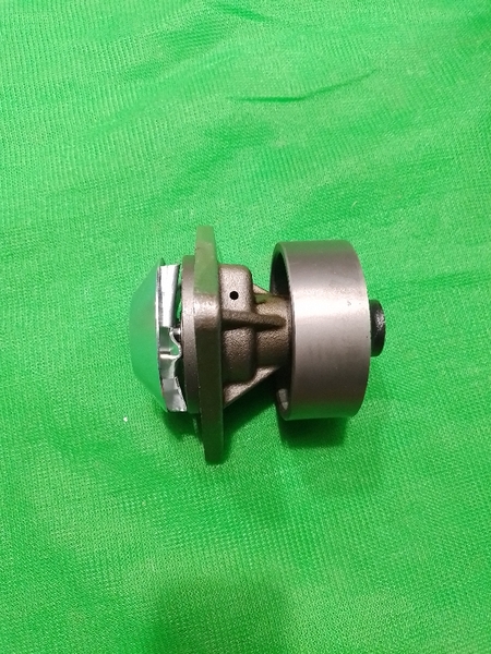BƠM NƯỚC 6D114 PC300-7 6CT8.3 3285323 D65 LỆCH 141*146*157 k lỗ nước KIM ĐIỆN