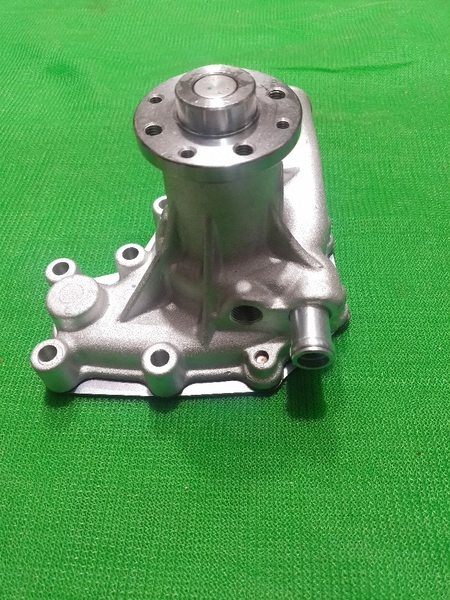 BƠM NƯỚC 4JG1 4JG2 BÍCH QUẠT 4BL TO 4  NHỎ  - JPC