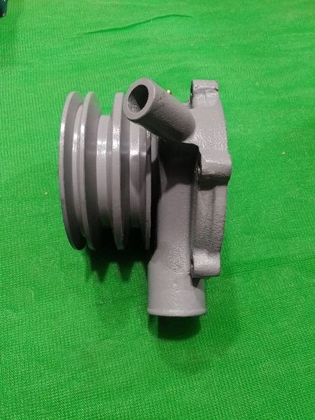 BƠM NƯỚC 6D16 R140-7 R210-5 BU LY TO 157*3 DÂY CU LOA (2 TO,1 NHỎ) - JPC