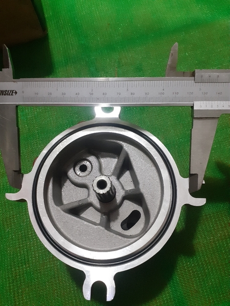 BƠM KHIỂN K3V140 = K3V180 4BL*13T*3 ĐNG DẦU, CỔ ĐỊNH VỊ 100 - DHT