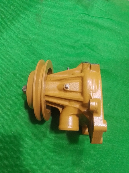 BƠM NƯỚC D31-17 4D105-5 6D105 6 LỖ CÓ BU LY - KHS