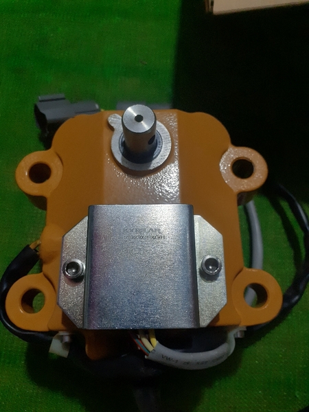 MÔ TƠ GA PC200-5 BH 2 THÁNG CNP