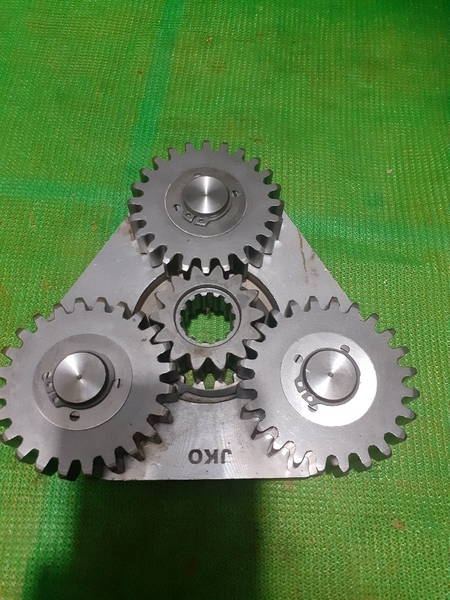 CỤM QTTM PC120-6 B24*G14*13*S17*3C CÓ G JKO TỐT