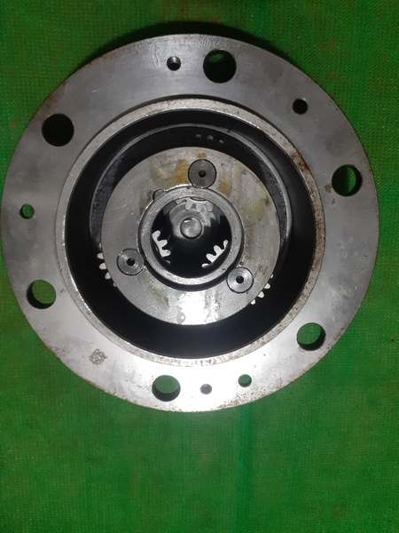 NỒI NGOÀI VOLVO55/MX55: CÓ BÁNH RĂNG - ABG