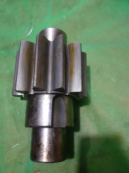 TRỤC 3 CÁ D50-15/16 11R *3 CÁ L235*HBR 90  (ít bán) QTN